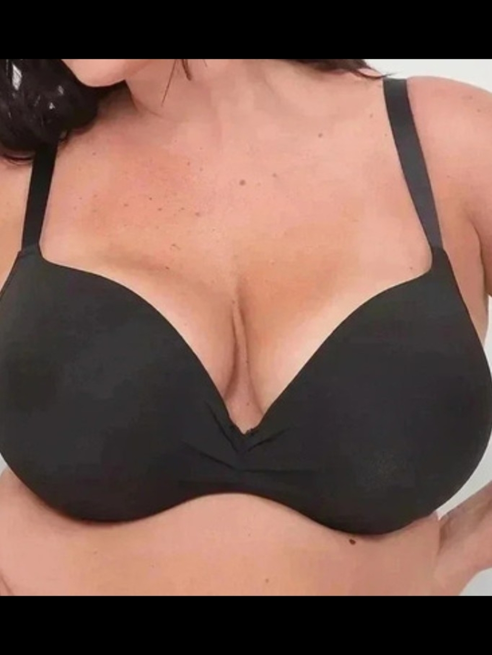 Cacique Black Smooth Plumge Bra with Lift Perfect Condition.